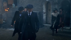 Ο Μπάρι Κίογκαν στο καστ της ταινίας «Peaky Blinders»