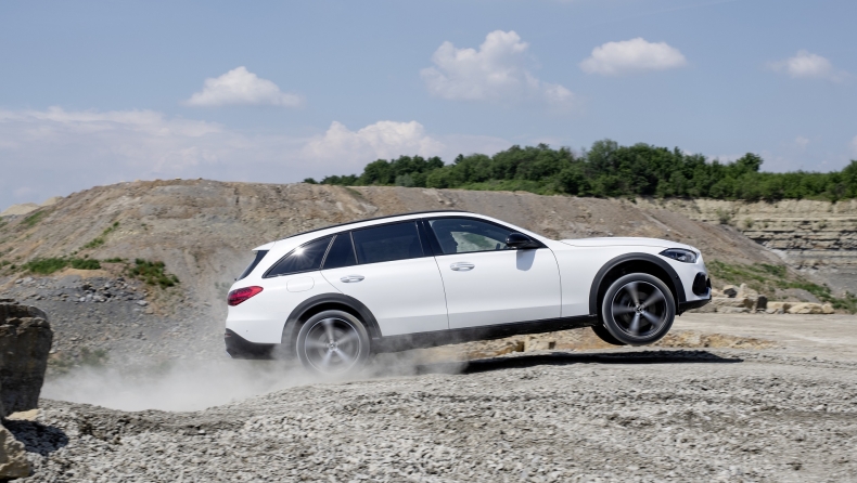 H Mercedes C-Class Estate All -Terrain έτοιμη για νέες περιπέτειες (pics & vid)