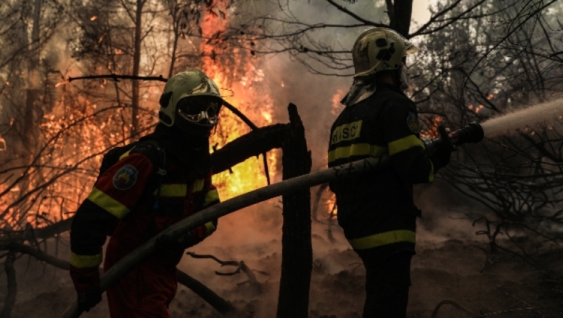 Ηχητικό ντοκουμέντο από την πυροσβεστική για Εύβοια: «Έχουμε σοβαρό πρόβλημα, μια ρίψη από τα αεροπλάνα να σώσουμε το χωριό» (vid) 