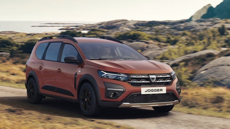 Αποκάλυψη για το νέο Dacia Jogger σε εκδόσεις με 7 ή 5 θέσεις (pics & vid)