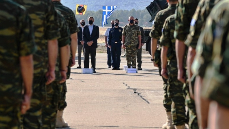 ΣτΕ για στρατωτικές σχολές: Αντισυνταγματικό το ελάχιστο ανάστημα 1,65 για τις γυναίκες