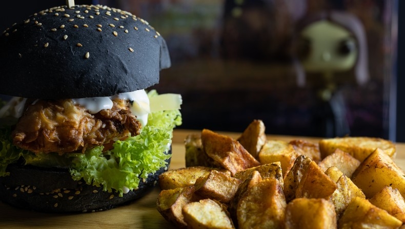 Τα 4 Burgers της Brauhaus 3k είναι ό,τι πιο rock μπορείς να φας!
