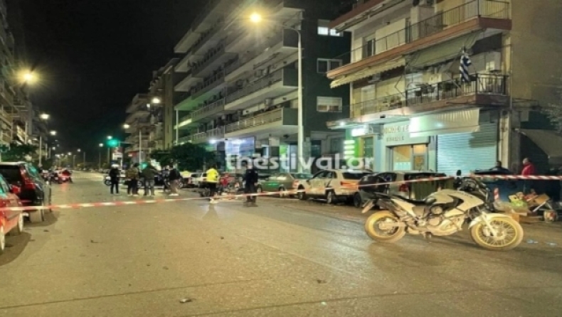 Ξεσπά η μητέρα του διανομέα στην Θεσσαλονίκη: «Πέρασε κόκκινα φανάρια και άφησε το παιδί μου στον τόπο!» 