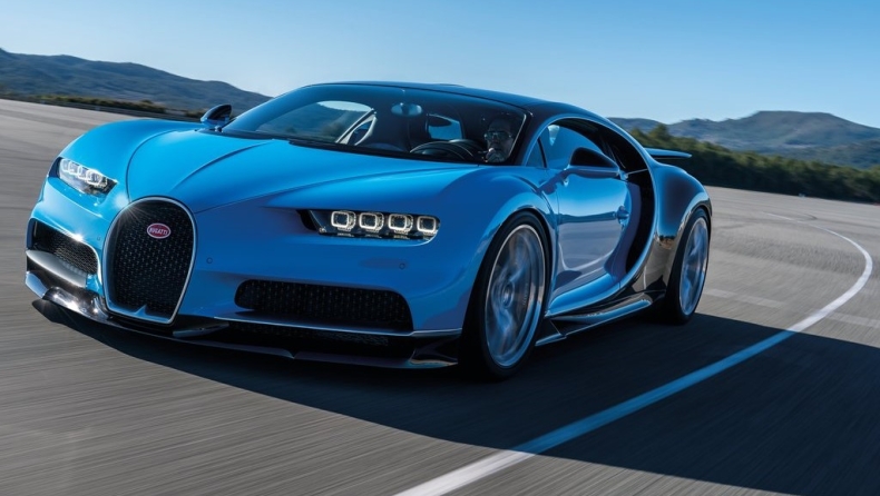 Bugatti Chiron πάει με 400 χλμ/ώρα στην Autobahn