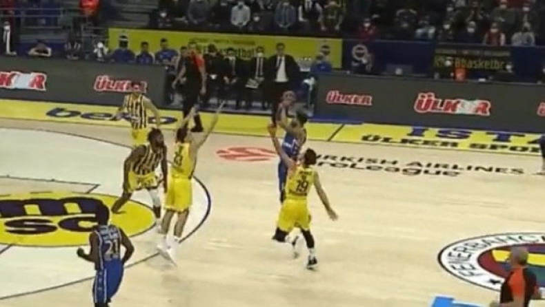 Φενέρ - Μακάμπι: H buzzer beater τριποντάρα του Ουίλμπεκιν (vid)