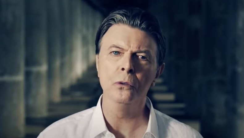 Ο David Bowie ξεπέρασε τους Beatles