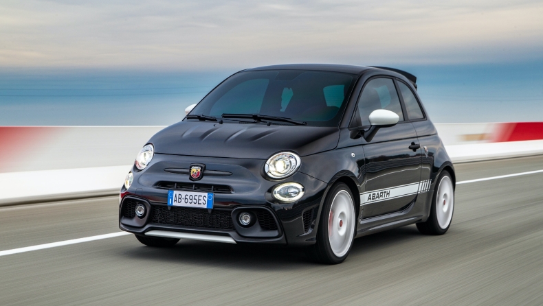 Abarth: Προλαβαίνεις ακόμα ένα από τα συλλεκτικά 695 Esseesse (vid)