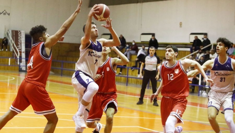 ΔΕΚΑ - Ολυμπιακός 76-63: Αήττητοι και μόνοι πρώτοι οι Θεσσαλονικείς