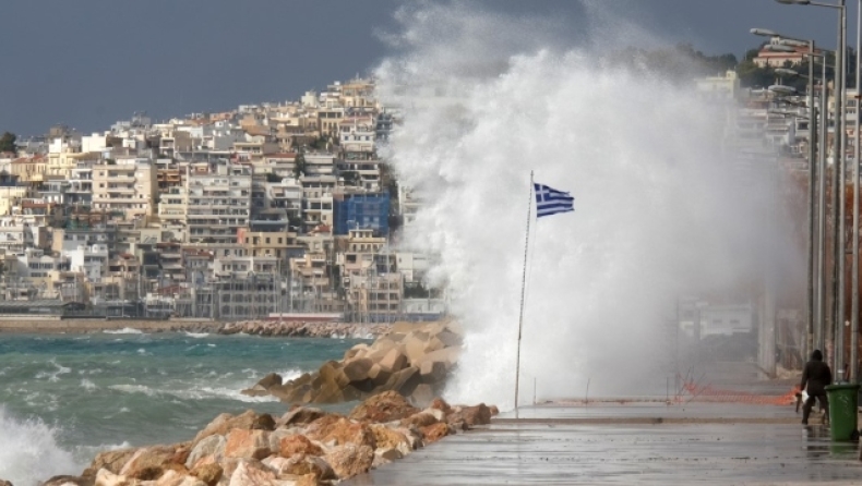 Κακοκαιρία την Τρίτη (8/2), με σημαντική πτώση θερμοκρασίας σε ολόκληρη τη χώρα (χάρτης & vid)