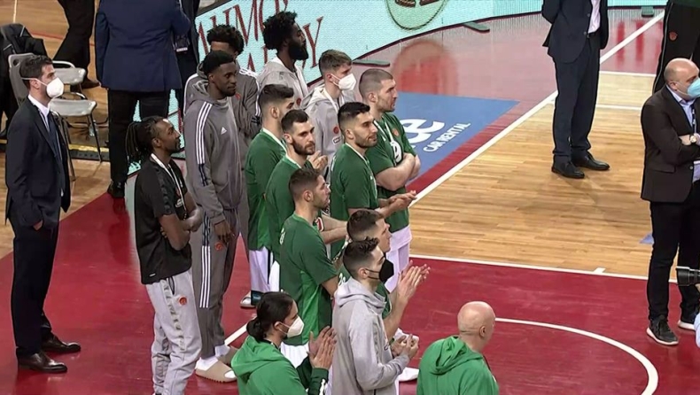 Κύπελλο μπάσκετ Final 4: Εκατέρωθεν χειροκροτήματα στην απονομή (vid)