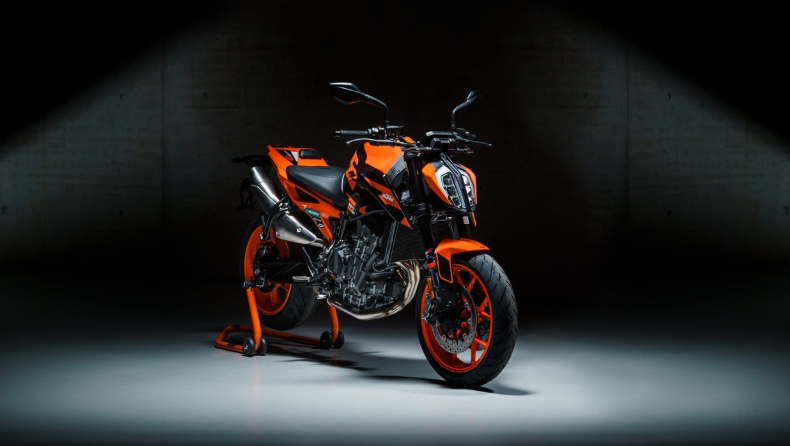 Κέρδισε ένα KTM Duke σχεδιάζοντας ένα... KTM Duke (vid)