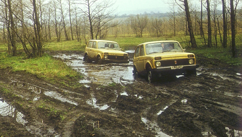 Lada Niva: Το «σκυλί» γίνεται σήμερα 45 ετών! (vid)