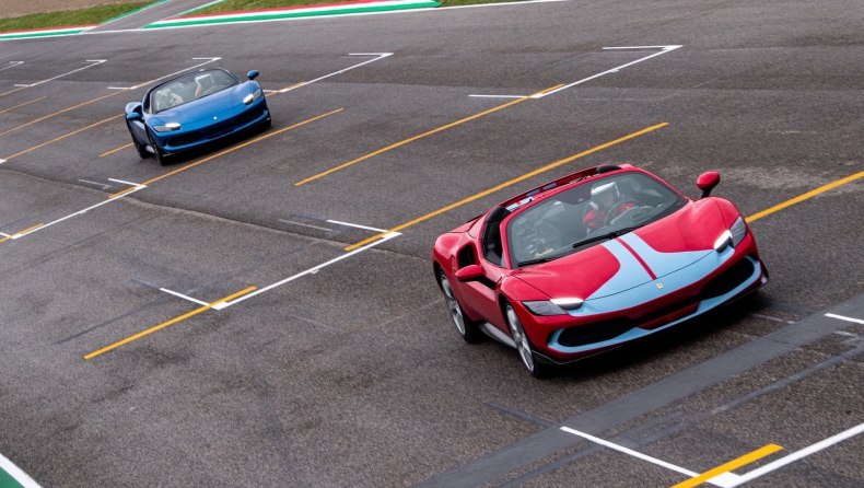 Ferrari: Λεκλέρ και Σάινθ «παίζουν» στην Ίμολα με τη νέα 296 GTS (vid)