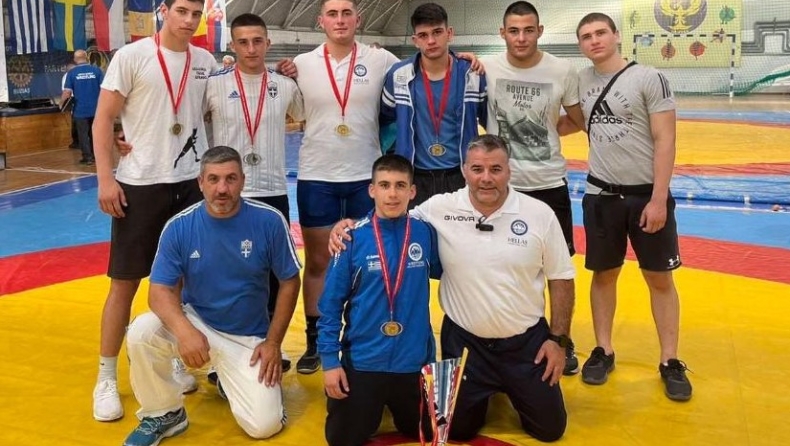 Πάλη: Πέντε μετάλλια σε τουρνουά στη Ρουμανία