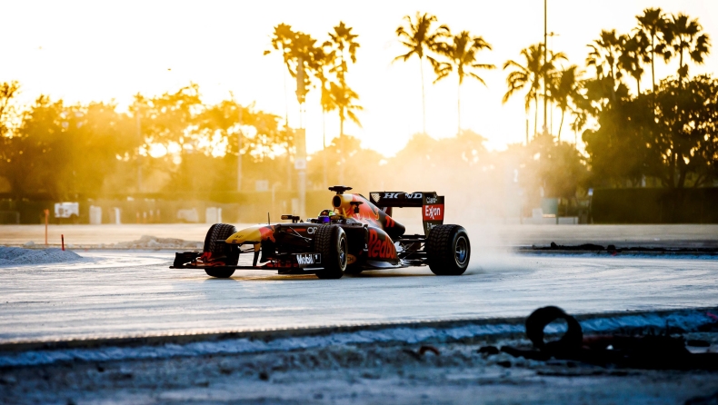 Formula 1, Μαϊάμι: Διευθυντές Αγώνα-Covid, σημειώσατε 1!