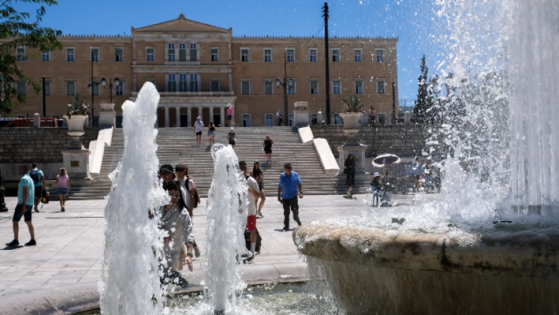 Το ίδιο σκηνικό καιρού και την Τρίτη (19/7), μικρή μείωση της θερμοκρασίας (χάρτες & vid)