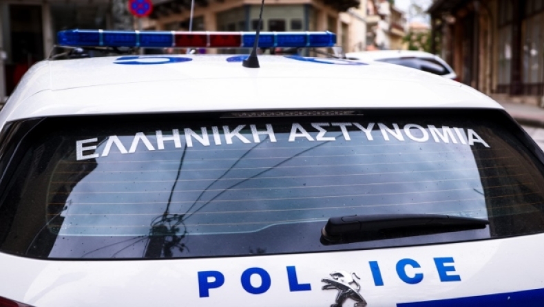 Ληστές μπούκαραν σε επιχείρηση στην Θεσσαλονίκη και άρπαξαν τον ιδιοκτήτη (vid)