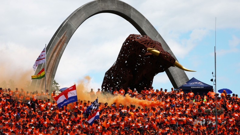 Formula 1: H Red Bull καταδίκασε τις απαράδεκτες συμπεριφορές θεατών στο Σπίλμπεργκ