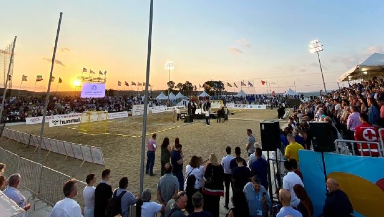 Αθλητικό και κοινωνικό τριήμερο στο Karteros Sports Beach Center