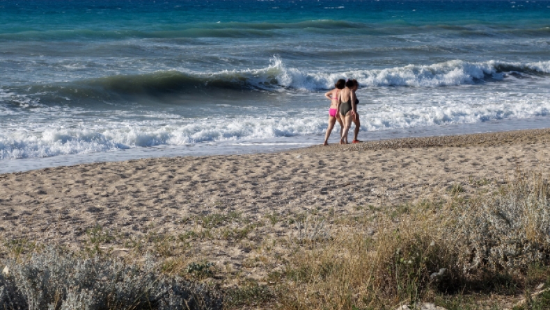 Φυσιολογική για την εποχή ζέστη την Τετάρτη (3/8), ενισχυμένο το μελτέμι (χάρτες & vid)