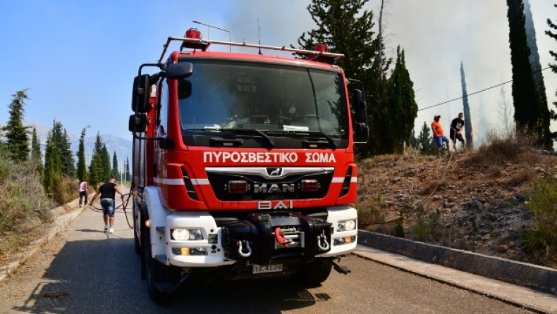 Φωτιά στη Ζάκυνθο: Εντολή εκκένωσης της περιοχής Μεγαλώνι