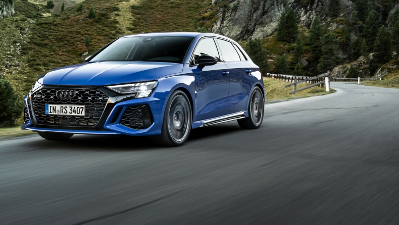 Audi RS 3 Performance Edition: «Τσιμπάει» στην πίστα και στην… τσέπη