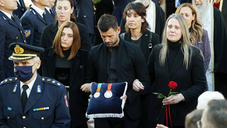 Αλέξανδρος Νικολαΐδης: Ο Μουρούτσος συγκλόνισε κρατώντας τα ολυμπιακά μετάλλια του αδικοχαμένου Ολυμπιονίκη