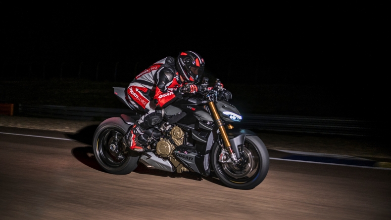 Ducati Streetfighter V4 2022: Νέα εποχή Fight Formula (vid)