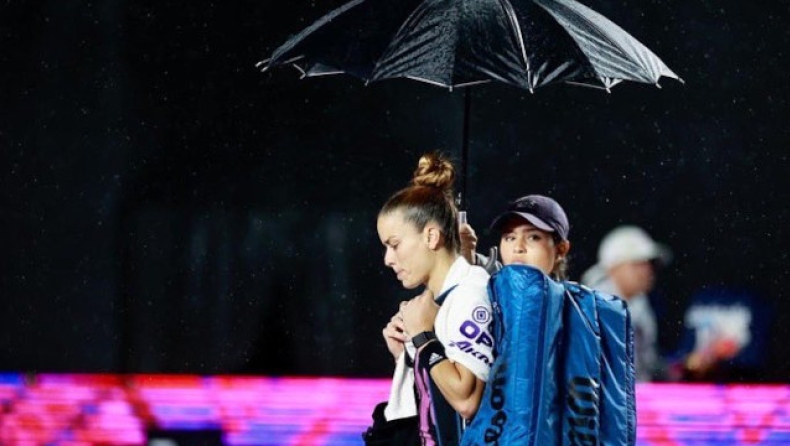 Σάκκαρη - Μπούζκοβα 1-0: Διακοπή λόγω βροχής, στις 21:00 ώρα Ελλάδος η συνέχεια 