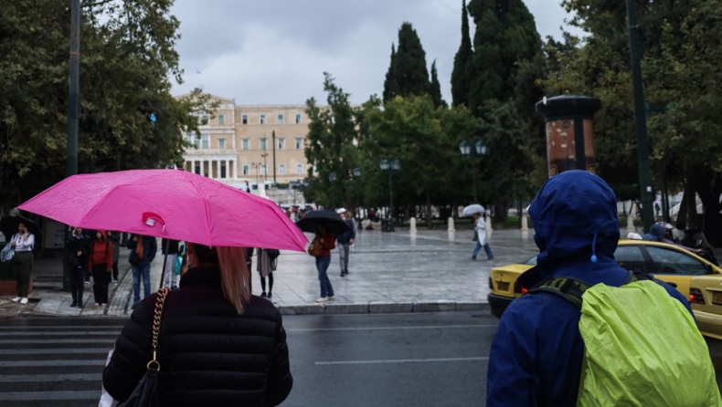 Μαρουσάκης: «Το ατμοσφαιρικό βουνό φεύγει και έρχεται κακοκαιρία», «βουτιά» της θερμοκρασίας (χάρτες) 