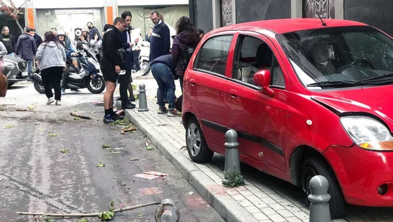 Αυτοκίνητο σε τρελή πορεία στην Καβάλα παρέσυρε και σκότωσε ηλικιωμένο