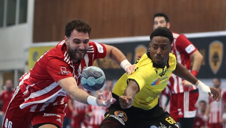 Handball Premier: Ντέρμπι πρωτιάς μεταξύ Ολυμπιακού και ΑΕΚ στην Ηλιούπολη