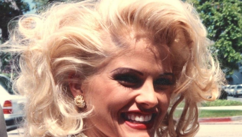 Anna Nicole Smith: 6 αποκαλύψεις που κάνει το ντοκιμαντέρ του Netflix για τη ζωή της, που τελείωσε στα 39