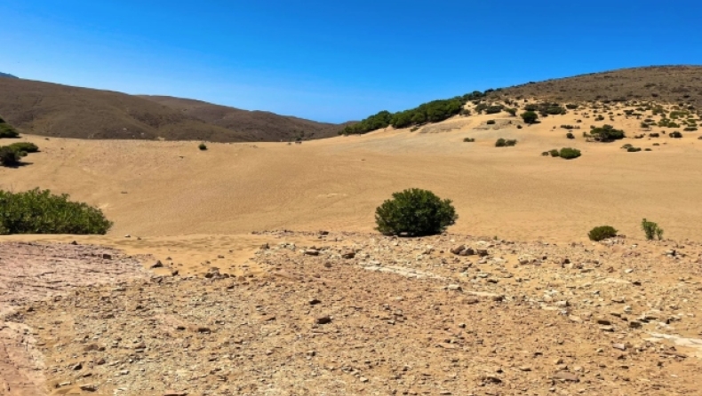 Κι όμως, η Ελλάδα έχει τη δική της μικρή «Σαχάρα»: Βρίσκεται στο Αιγαίο!