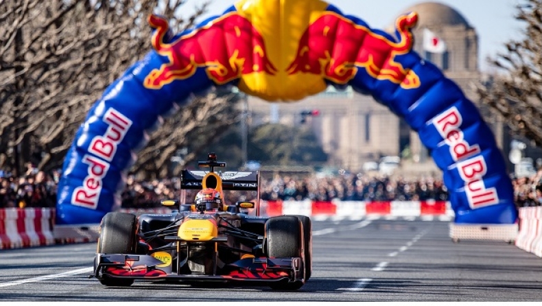 RED BULL SHOWRUN BY ALUMIL: Η πρωταθλήτρια Oracle Red Bull Racing για πρώτη φορά στην Ελλάδα!