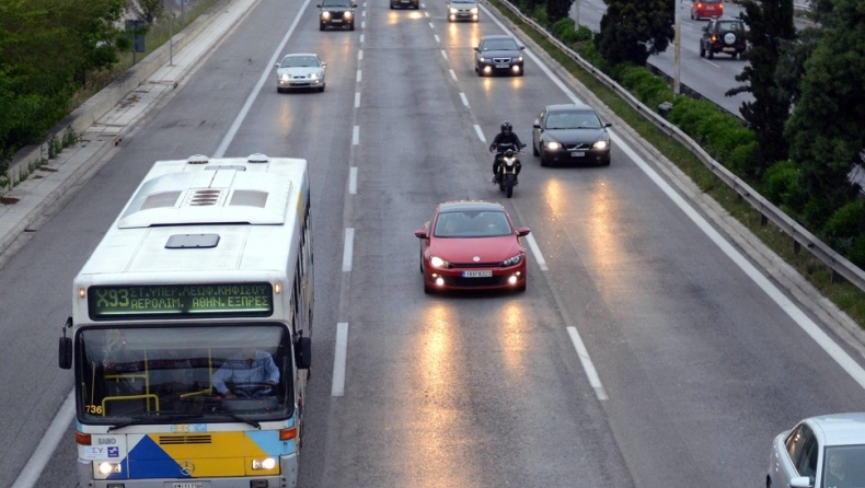 Νέες ψηφιακές κάμερες καταγραφής παραβάσεων σε λωρίδες λεωφορείων: Θα αποστέλλονται τα «ραβασάκια» στο σπίτι