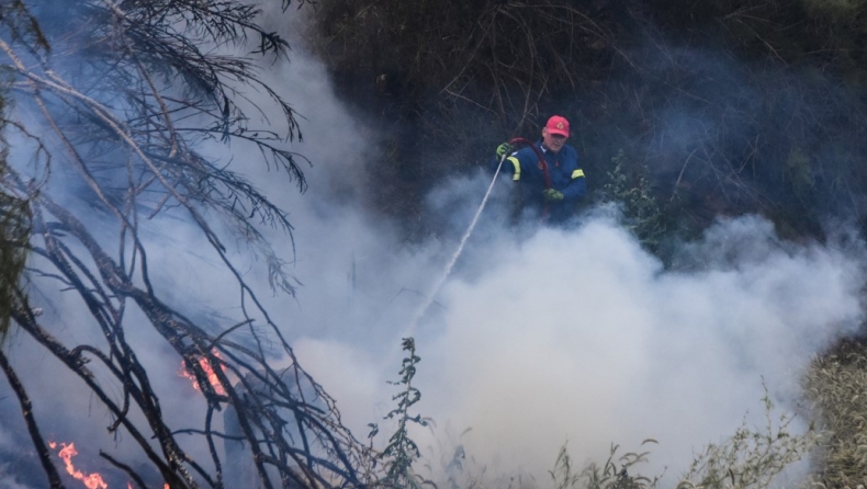 Φωτιά στο Ρέθυμνο: Μήνυμα από το 112 