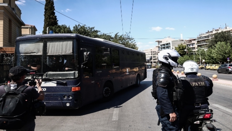 Στη Λαμία πίστεψαν πως βρήκαν χούλιγκαν της Μαρσέιγ αλλά τελικά αποδείχθηκαν τουρίστες 