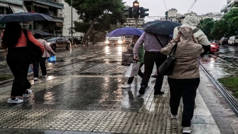 Έρχεται νέο κύμα κακοκαιρίας: Βροχές, καταιγίδες και υψηλές θερμοκρασίες (vid)