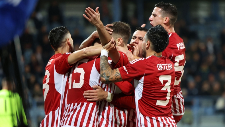 olympiacos_oikogeneia