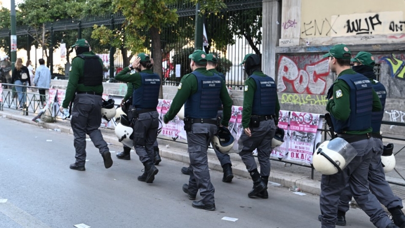 Πολυτεχνείο: Έξι προσαγωγές στο κέντρο της Αθήνας	