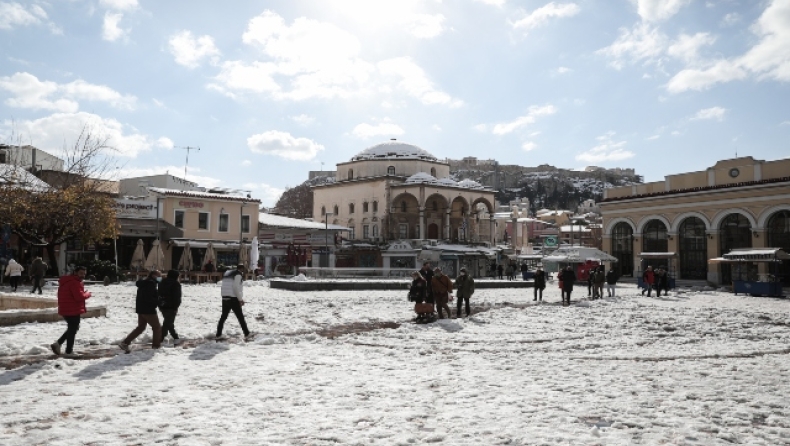 Θα χιονίσει φέτος στη Αθήνα; Τι προβλέπουν τα μετεωρολογικά μοντέλα (vid)