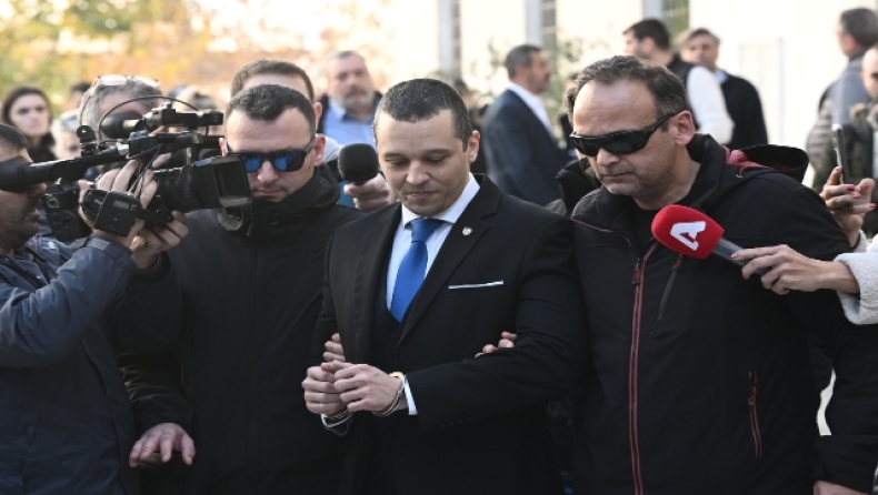 Ηλίας Κασιδιάρης: Παραιτήθηκε από τον δήμο της Αθήνας