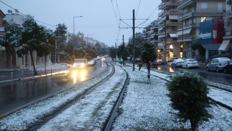 Έκτακτο δελτίο επιδείνωσης του καιρού: Έρχονται χιόνια, βροχές και καταιγίδες (vid)