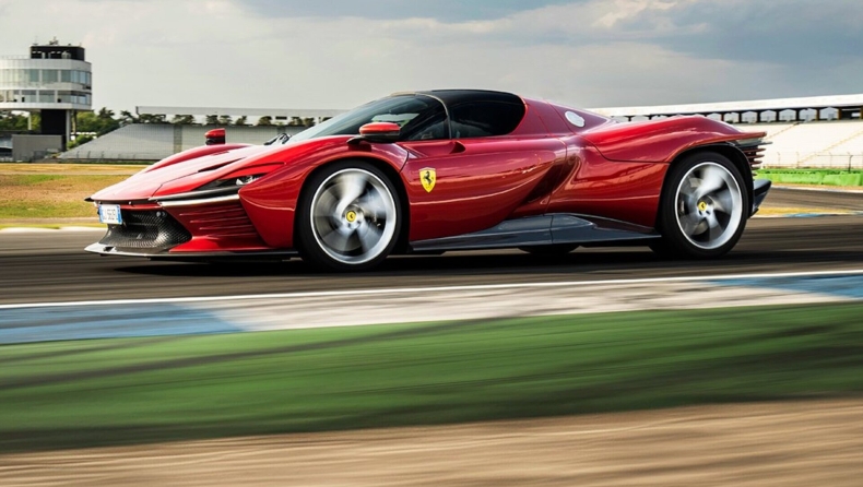 Ferrari-Χάμιλτον: Άνοδος στη μετοχή της ιταλικής εταιρείας μετά τη «συμφωνία του αιώνα»