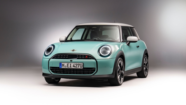 MINI Cooper: Εξελίσσεται μεταφέροντας την ιστορία στο μέλλον