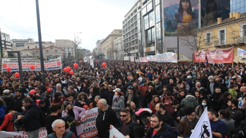 Τέμπη: Μεγαλειώδεις συγκεντρώσεις και απεργιακές κινητοποιήσεις σε όλη την Ελλάδα