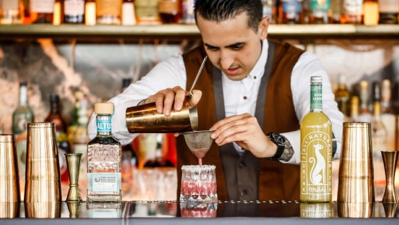 Η Pernod Ricard Hellas αναλαμβάνει τη διανομή των φυσικών cocktail mixers Mikks στην Ελλάδα