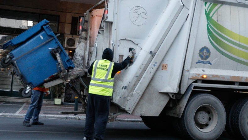 Τραγικός θάνατος για οδηγό απορριμματοφόρου στον ΧΥΤΑ Φυλής: Παρασύρθηκε από το όχημά του