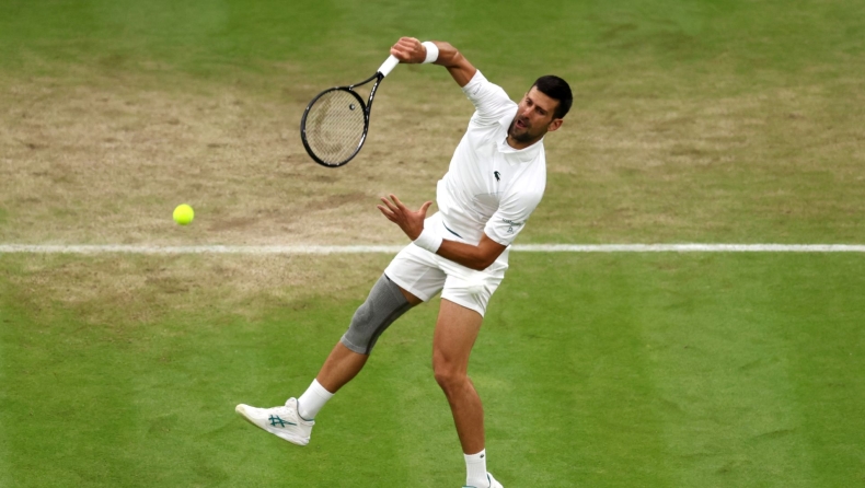 djokovic_smash